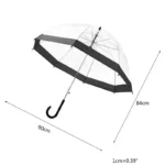 Parapluie transparent avec poignée colorée, design élégant, pratique et idéal pour une protection stylée sous la pluie.