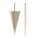 Parapluie homme raffiné avec manche en bois, design plissé beige, élégant et pratique, parfait pour compléter votre style.