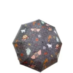Parapluie pliant chat avec motifs d'animaux, cœurs et fleurs colorés, design tendance idéal pour illuminer les jours de pluie.