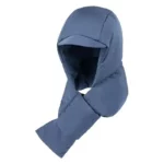 Capuche de pluie avec écharpe élégante, design moderne et pratique, idéale pour les jours froids et pluvieux de la collection.