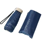 Parapluie compact bleu marine, léger et pliable, protection UV 50+, idéal pour toute météo, avec housse de rangement.