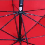Parapluie XXL pliable 185 cm rouge, robuste et pratique, avec un design élégant idéal pour une protection efficace contre la pluie.