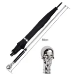 Parapluie canne noir élégant avec poignée crâne, 80 cm. Glamour et pratique, il allie style unique et protection contre la pluie.