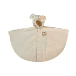 Poncho bébé beige avec capuche motifs d'ours, pratique et stylé pour protéger votre enfant de la pluie en toutes occasions.