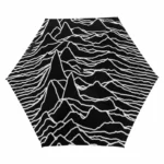 Parapluie noir avec motif graphique de montagnes blanches stylisées, design artistique et moderne pour une protection contre la pluie.