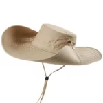 Chapeau de pluie beige pour homme à large bord pliable, protège du soleil et de la pluie, avec corde de maintien pratique.