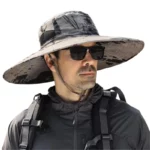 Chapeau pare-soleil homme anti-UV et anti-pluie à large bord, protection idéale pour activités en plein air, style moderne.