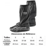 Bottes de pluie moto imperméables noires, hauteurs 43 cm, avec tableau des tailles et semelles, protégeant efficacement sous la pluie.