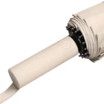Parapluie pliant beige double baleines, élégant et pratique, idéal pour une protection optimale contre la pluie en toutes saisons.