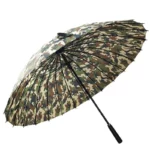 Parapluie de chasse camouflage à motifs militaires, pratique et stylé, parfait pour la pluie et l’aventure en plein air.