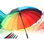 Parapluie femme multicolore élégant avec dégradé vibrant, accents rayés, et stylos assortis, parfait pour un style coloré.