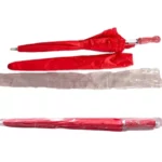 Parapluie rouge en forme de cœur pour femme, élégant et tendance, avec étui de protection transparent. Idéal pour toutes occasions.