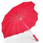 Parapluie rouge en forme de cœur pour femme, élégant et pratique, parfait pour la pluie et les sorties romantiques.