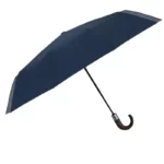 Parapluie de luxe bleu marine avec manche en bois, design élégant et raffiné, parfait contre la pluie avec style.