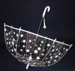 Parapluie transparent léger avec étoiles blanches, design élégant, manche blanche, idéal pour toutes vos collections rainproof