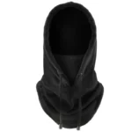 Capuche de pluie noire en polaire avec cache-cou, protège tête et visage du froid, idéale pour l’hiver, ajustable avec cordons.
