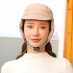 Capuche molletonnée hiver avec cache-oreilles unisexe, protection pluie et neige, look décontracté, accessoire intempéries.