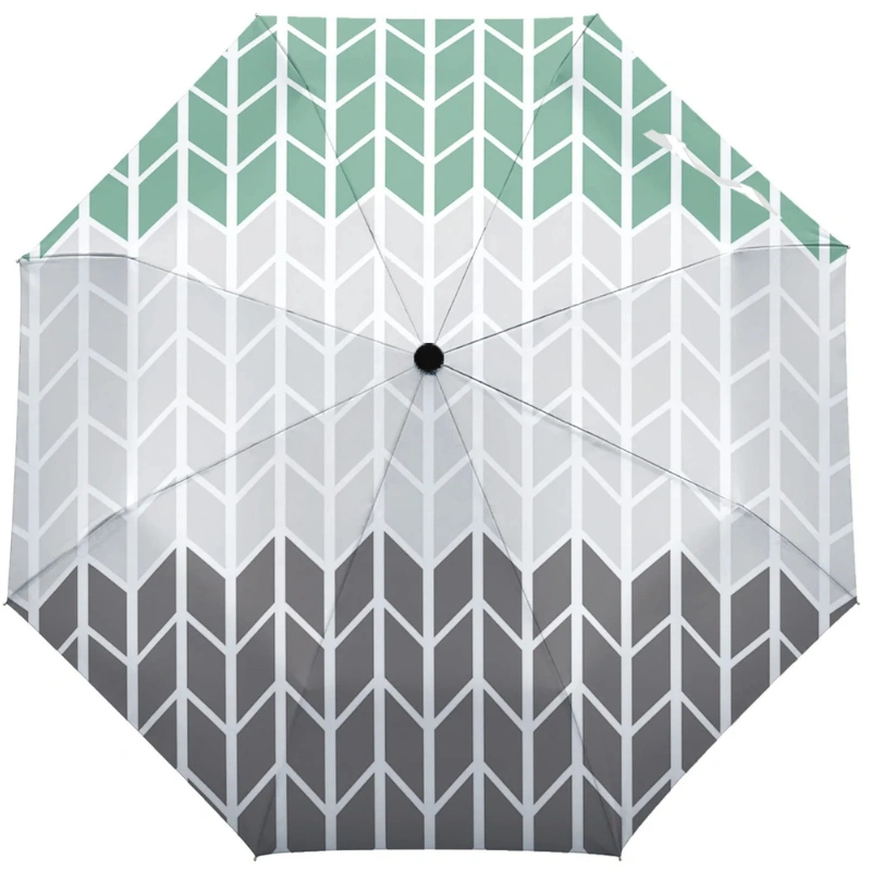 Parapluie automatique design triangles verts, motif chevron moderne dégradé vert, gris, blanc. Stylé, élégant et graphique.