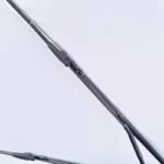 Parapluie manuel avec motifs de notes de musique, design élégant et pratique, parfait pour les amateurs de musique.