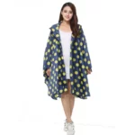 Poncho femme long avec zip, motifs pois jaunes sur fond bleu, élégant et pratique, taille unique, [Collection] mode pluie chic.