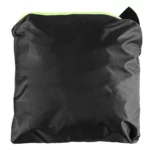 Poncho imperméable unisexe avec bande fluo jaune, sac de rangement noir avec fermeture éclair jaune pour accessoires pluie.