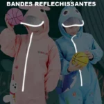 Poncho enfant imperméable 3D : motifs animaux rose et poisson bleu, bandes réfléchissantes, idéal pour activités extérieures.