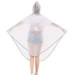 Poncho pluie large transparent avec capuche et motif soleil coloré, parfait pour vélo ou scooter, alliant style et protection.