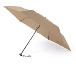 Parapluie chic beige ouvert, structure métal noir, élégant et fonctionnel, parfait pour se protéger de la pluie avec style.