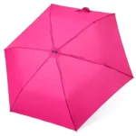 Parapluie pliant fuchsia élégant, design léger et robuste, parfait pour rester protégé avec style sous la pluie.