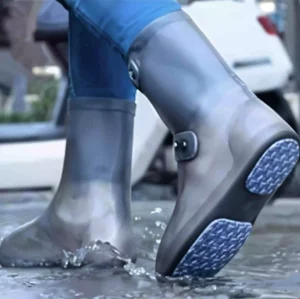 Couvre-chaussures gros de très belle qualité pour marcher sous la pluie !