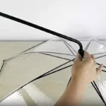 Très beau parapluie pour chine avec laisse intégrée et bras articulée avec poignée