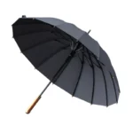 Magnifique parapluie droit ouvert de couleur grise.