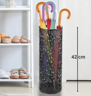 Joli porte-parapluie cylindrique blanc de 15 cm de diamètre et 42 cm de haut pour y mettre 5 parapluies droits.