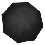Grand parapluie noir, design golf, structure robuste et ouverture large, parfait pour deux personnes sous la pluie.
