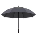 PParapluie gris perle, toile imperméable anti-UV, structure renforcée, parfait pour les journées pluvieuses et ventées.