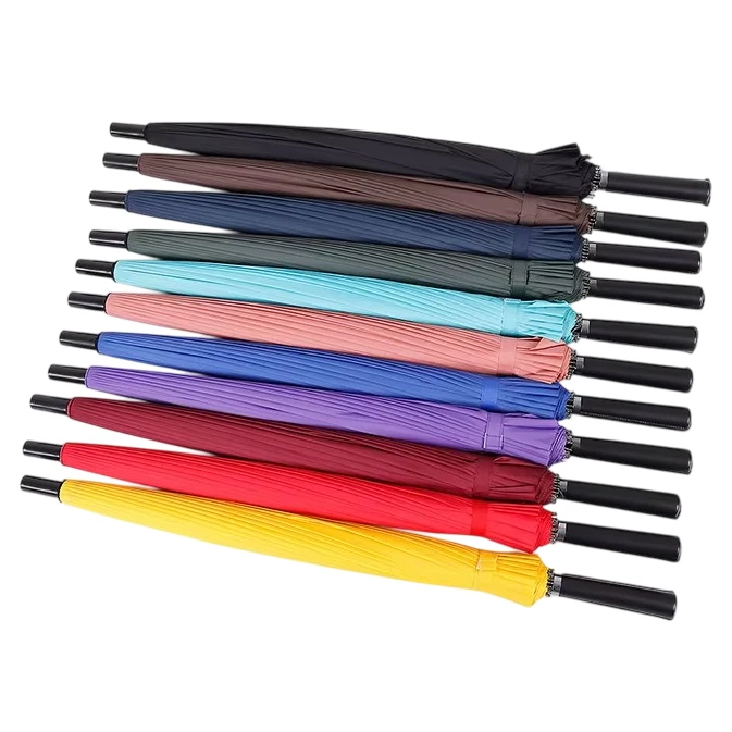 Série complète de parapluies droits colorés. Poignée ergonomique noire, toile imperméable résistante. Idéal pour homme et femme