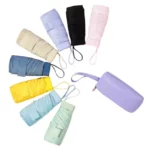 Parapluies ultra compacts en plusieurs couleurs pastel et vives. Format mini léger, idéal pour sac à main. Collection multicolore pratique.
