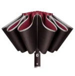 Parapluie rouge bordeaux , automatique avec led, parapluie inversé, finition élégante. Design raffiné, visibilité de nuit grâce à la bande réfléchissante.