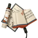 Parapluie automatique beige et marron motif chien, accessoire stylé et pratique pour se protéger avec élégance par temps de pluie.