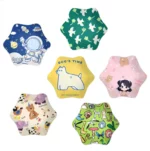 Parapluies enfanst à motifs variés. Bleu, vert, rose ou jaune. Parfait pour égayer les jours de pluie !