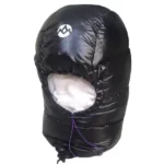 Capuche noire en duvet ultra chaude. Confort total, coupe ajustée, protège du vent et du froid. Idéale neige, ski, trekking hivernal, montagne.